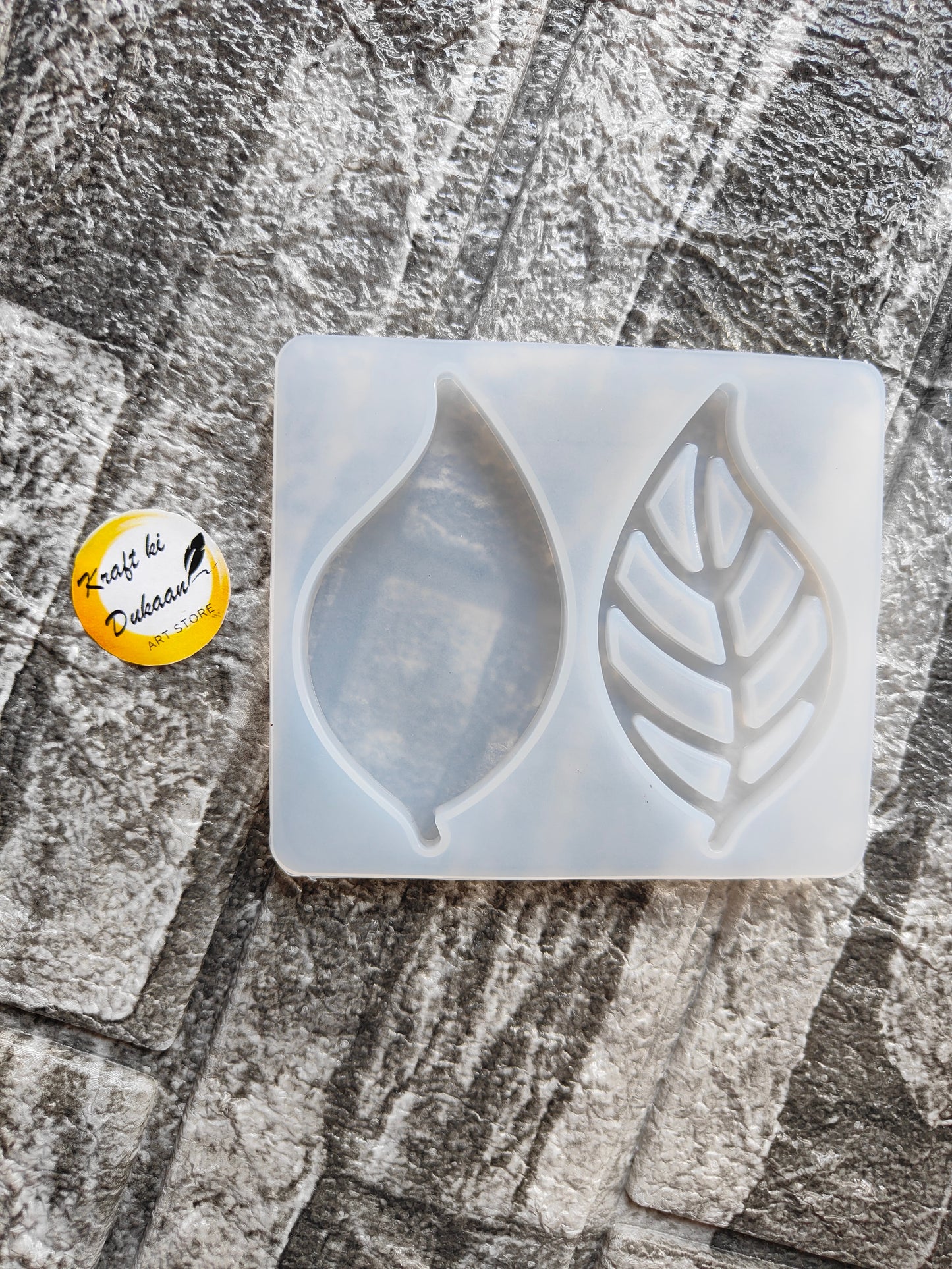 Kraft ki Dukaan 2 in 1 leaf mould for resin with two different leaf designs for crafting