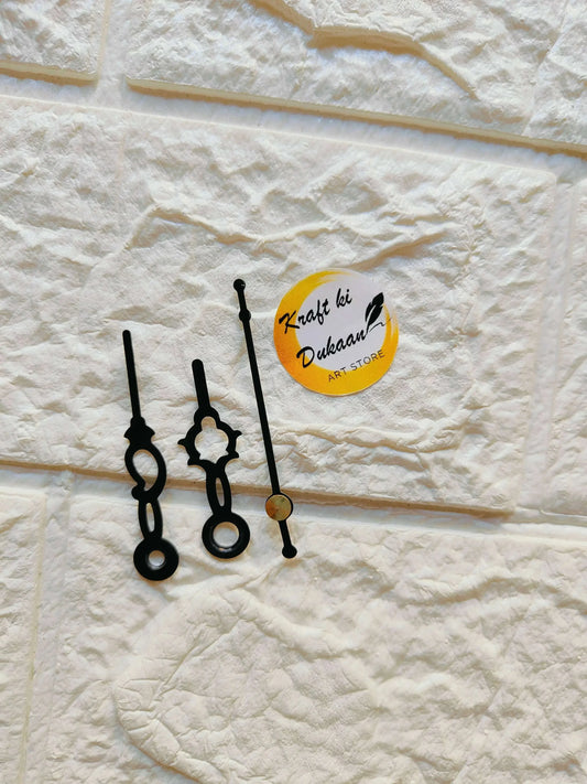 Clock hands A32 in black metal, circular center and long minute hand