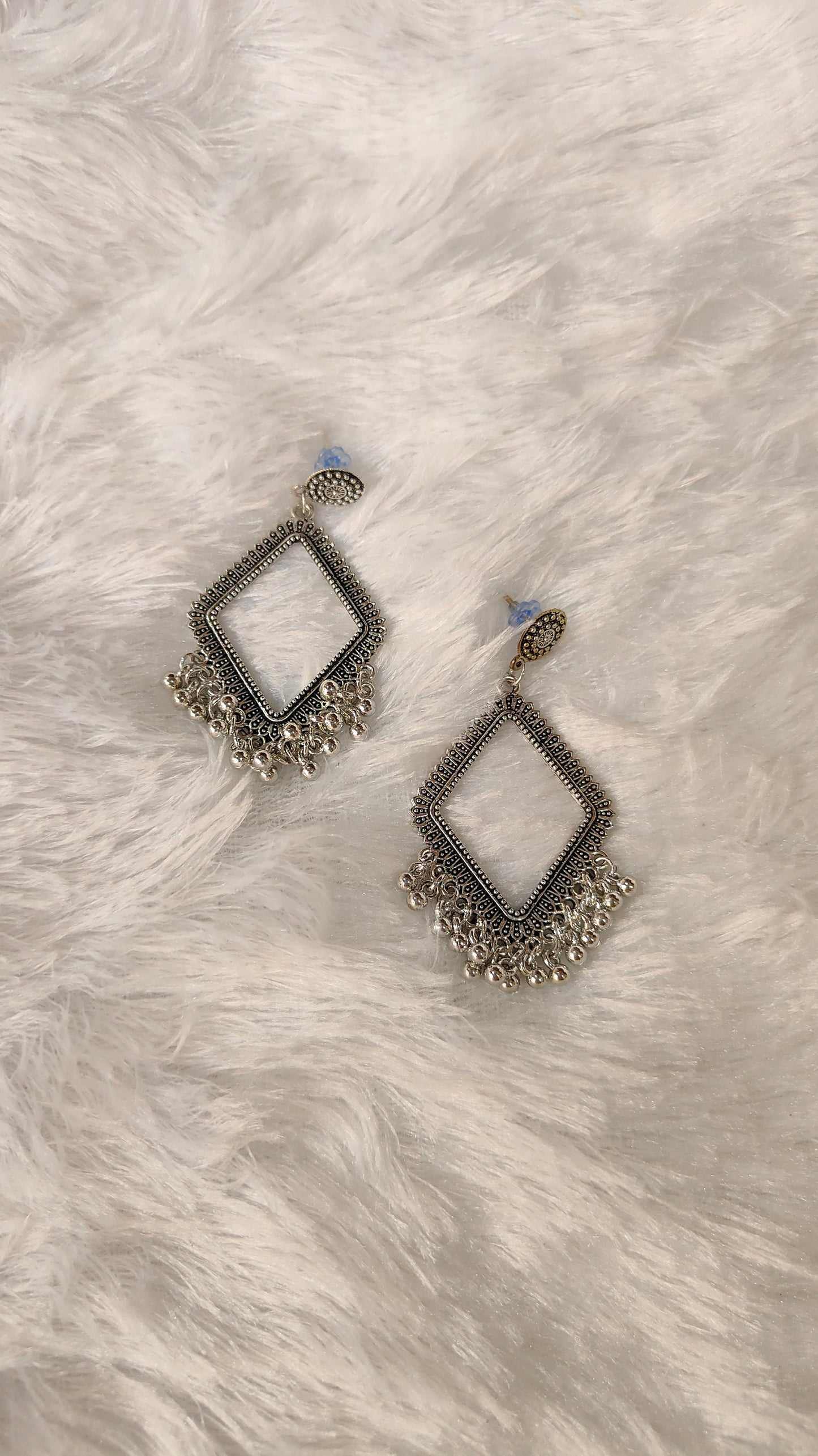 Silver Jhumka without Beads A5