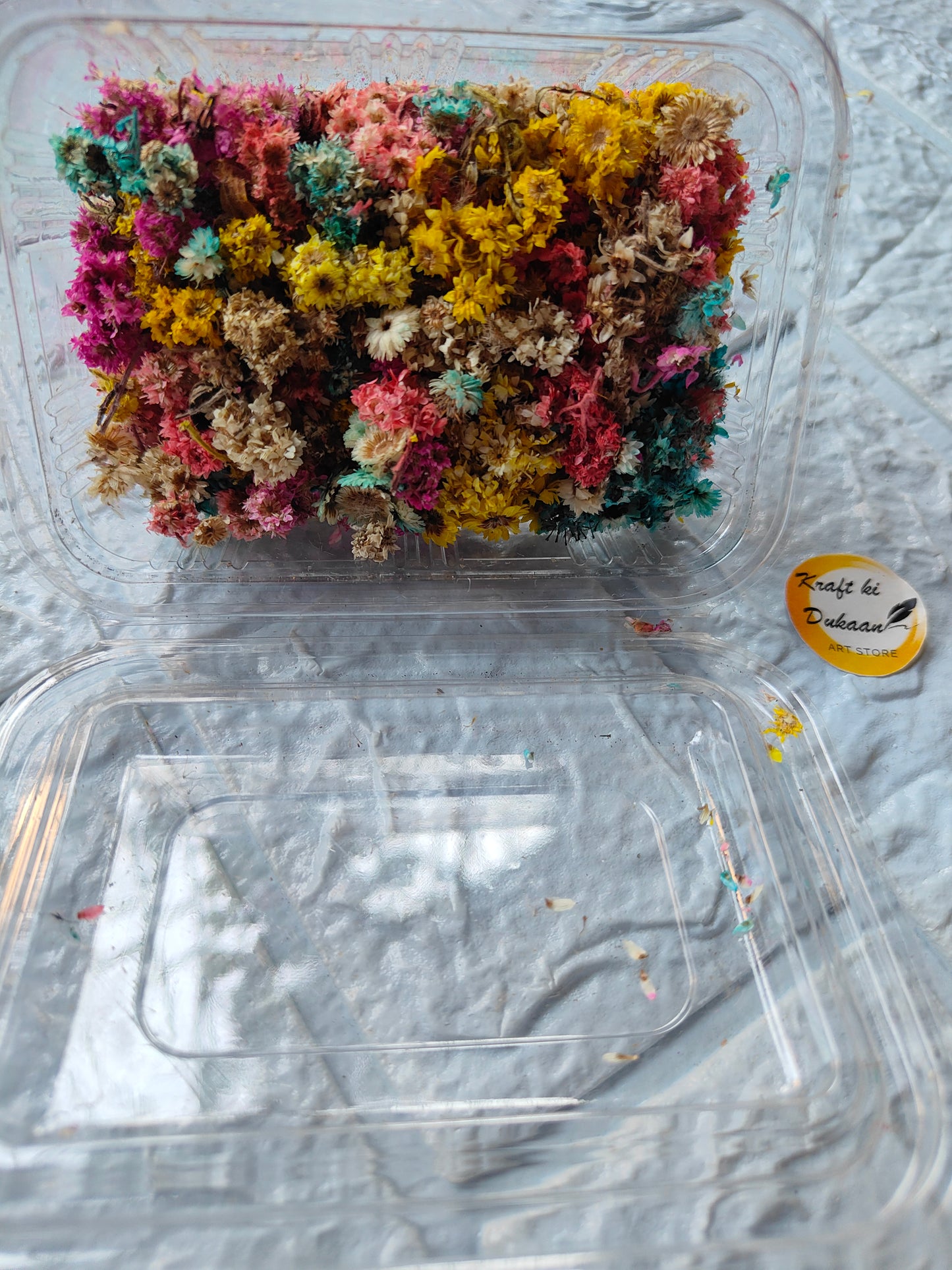 Himalayan Dry Daisy Flower Box - Kraft ki Dukaan