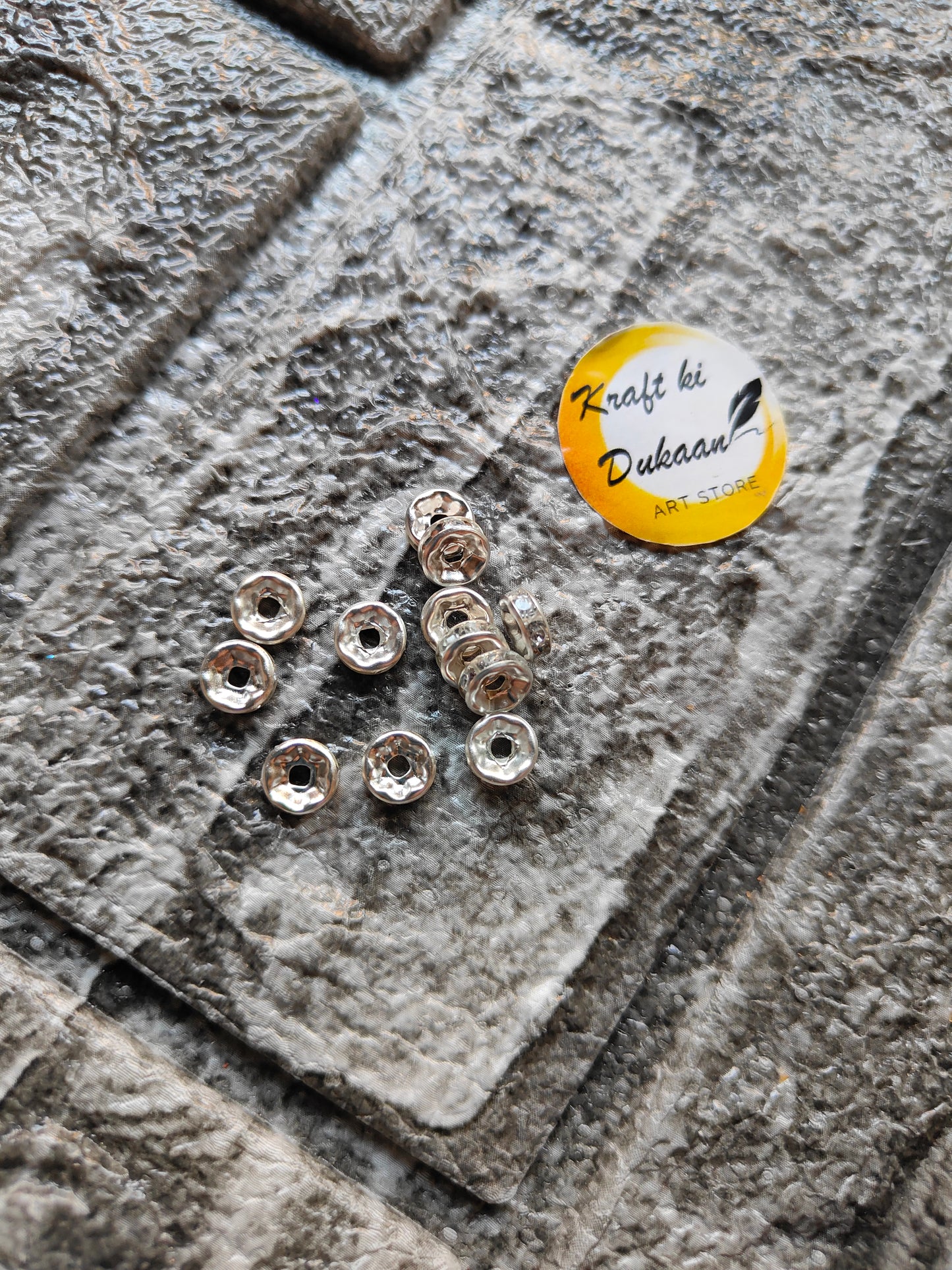 Designer Diamond Beads Pack of 50 - Kraft ki Dukaan
