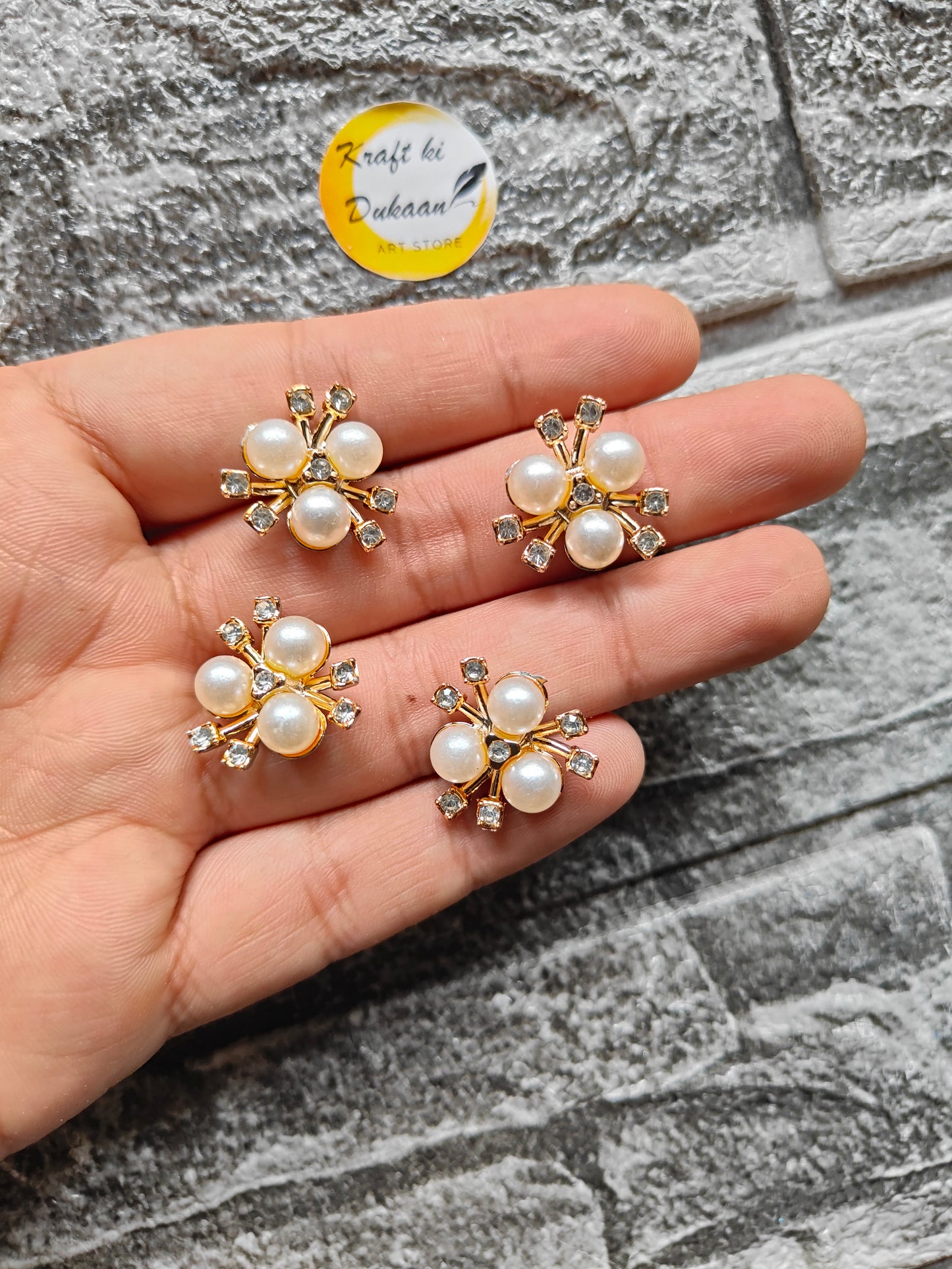 Golden Pearl Flower Diamond Beads Pack of 50 - Kraft ki Dukaan
