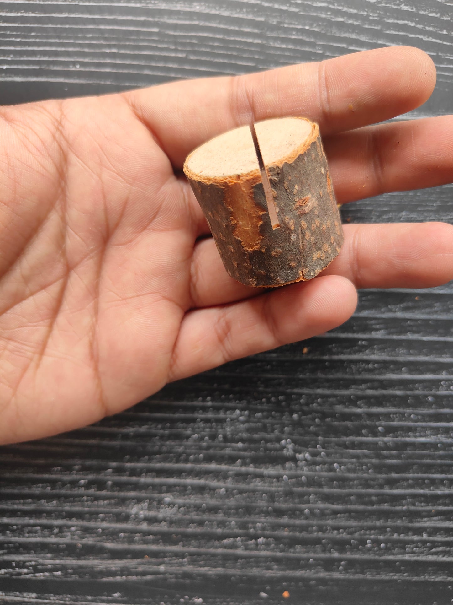 Wooden Slice Card Holder Round Pack of 10
