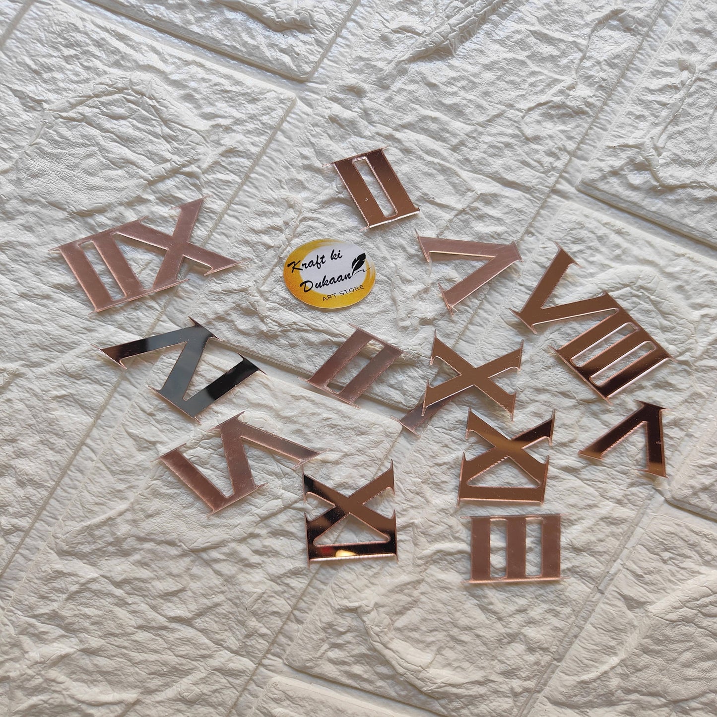 Set of acrylic Roman numerals for crafts in a reflective finish, perfect for DIY projects