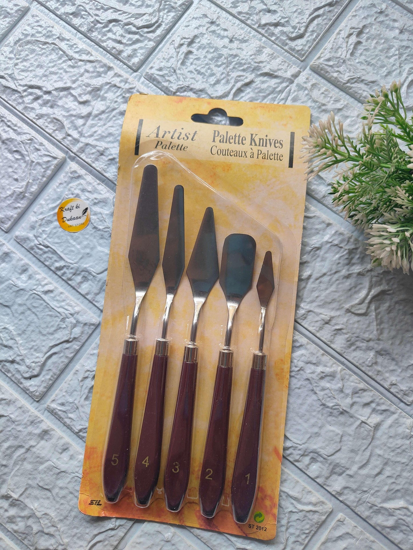 Artist Palette Knives set of 5 on blister card, dark handles and metal blades