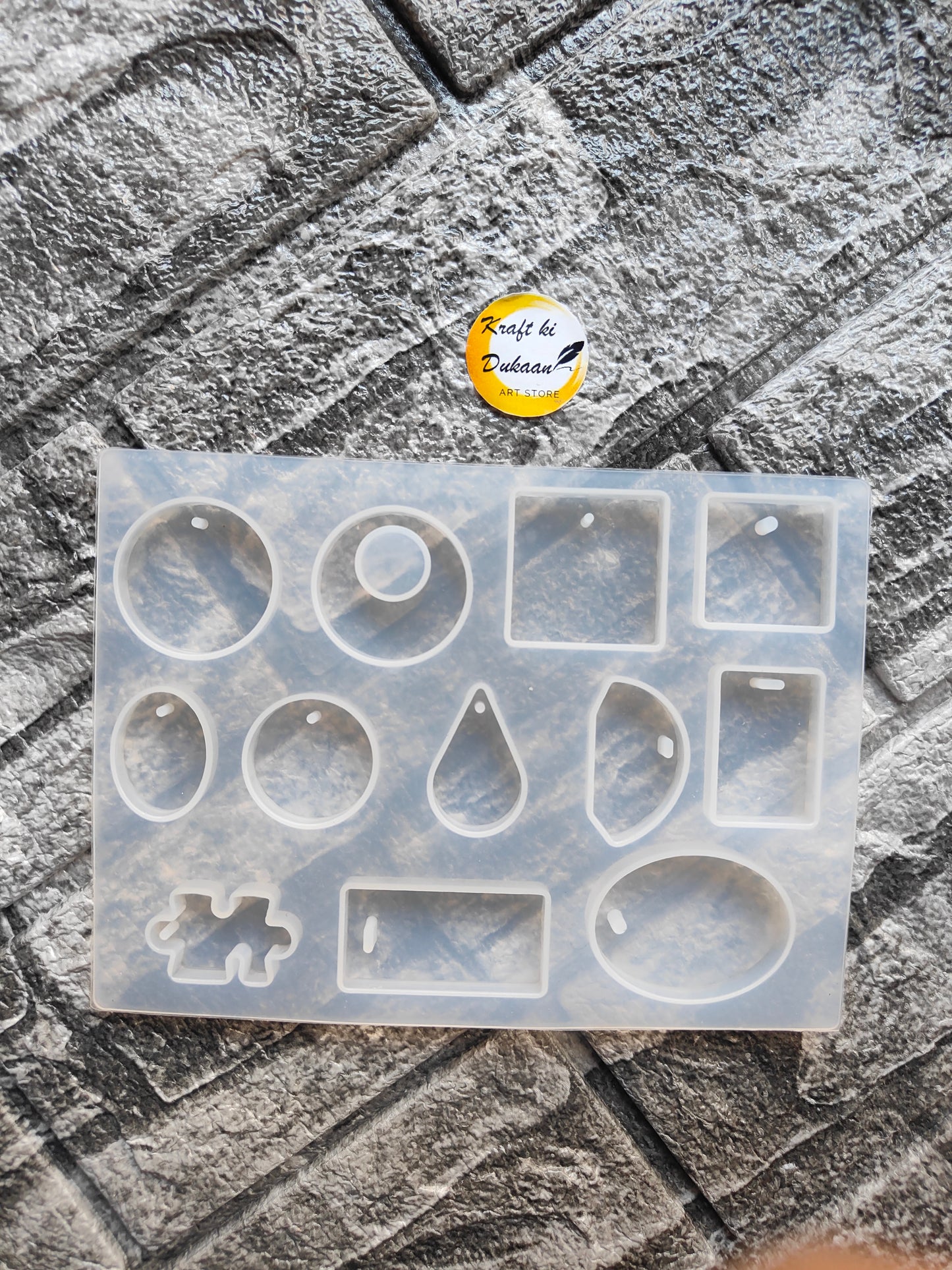 Various resin jewellery moulds for crafting unique and personalized pieces