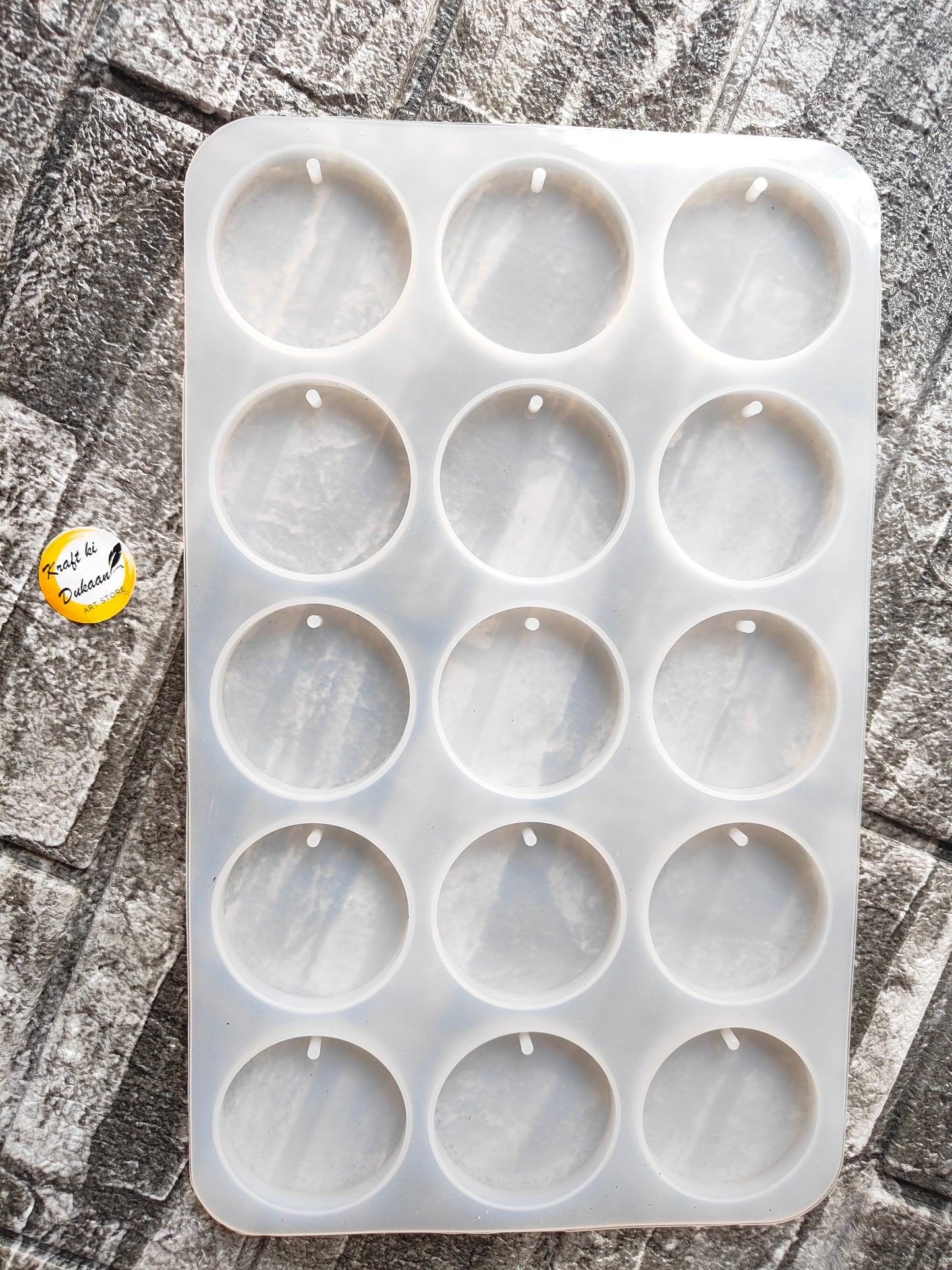15 cavity round keychain mold by Kraft ki Dukaan made from durable silicone for easy casting