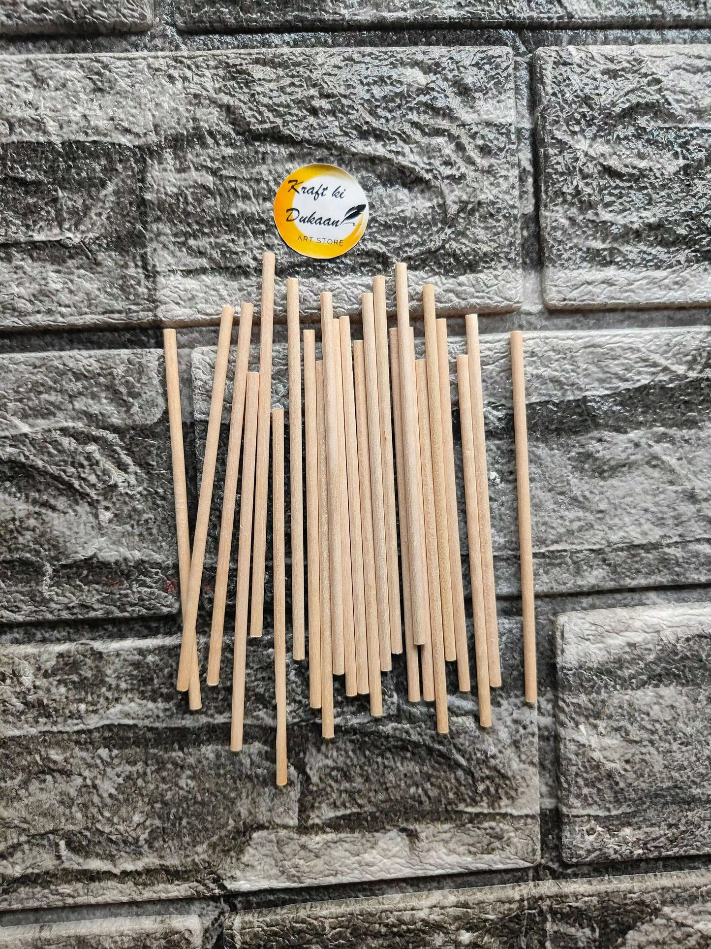 craft-wood-round-sticks-natural-smooth-unstained