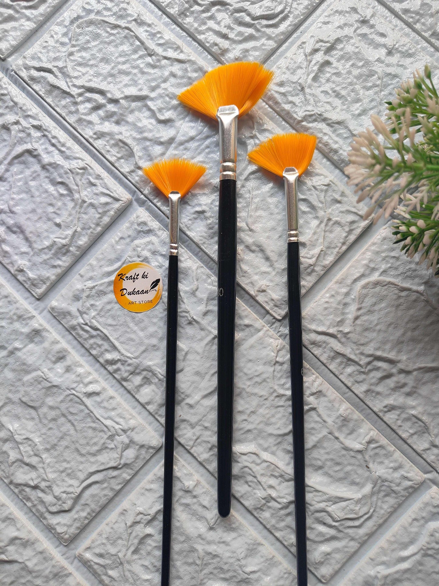 Fan Painting Brush 3PC set: three fan brushes with orange bristles, black handles.