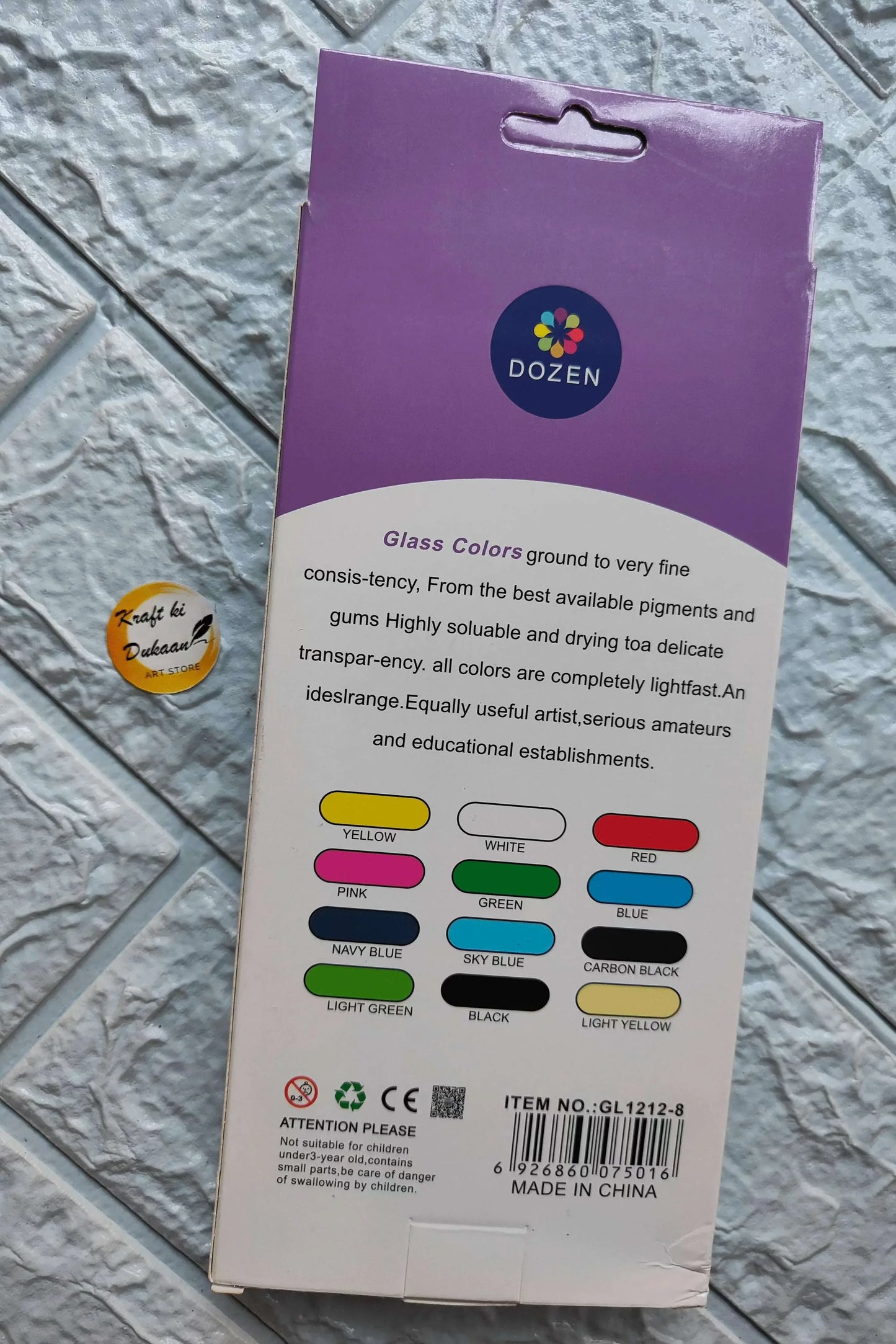 Back of glass colour box with color swatches and 12×12ml product specs