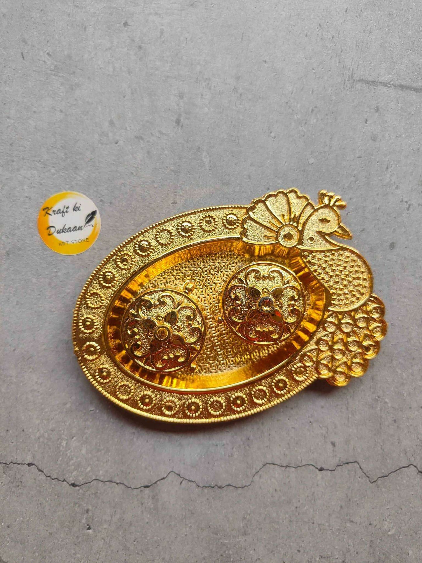 kraft-ki-dubaan-roli-chawal-plate-for-pooja-golden-peacock-design