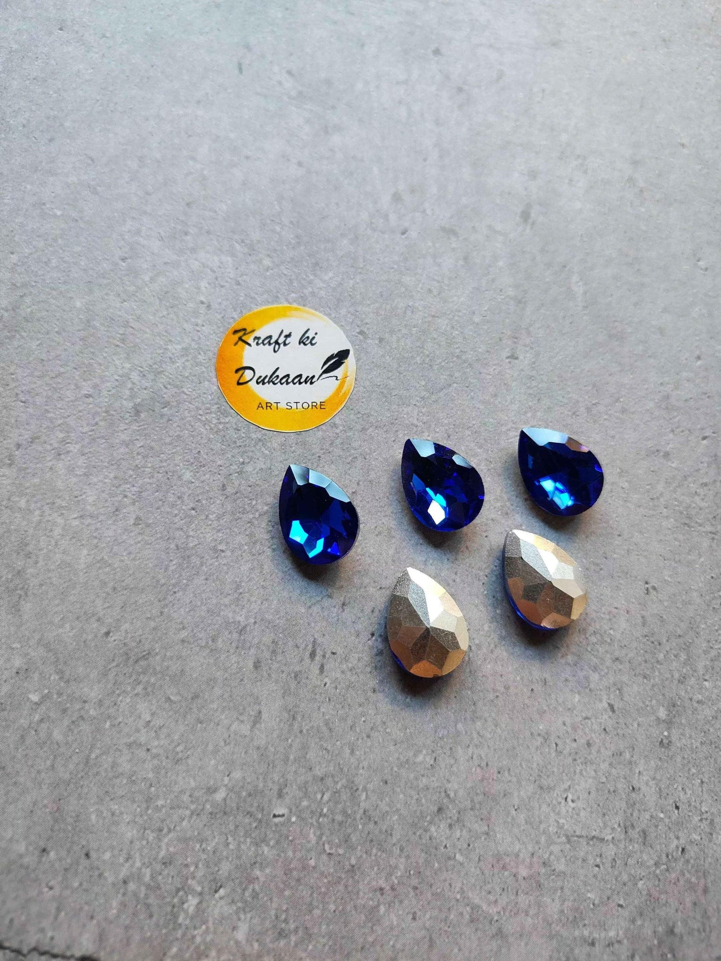 Drop-shaped diamond glass beads, dark blue faceted teardrops (pack of 20)