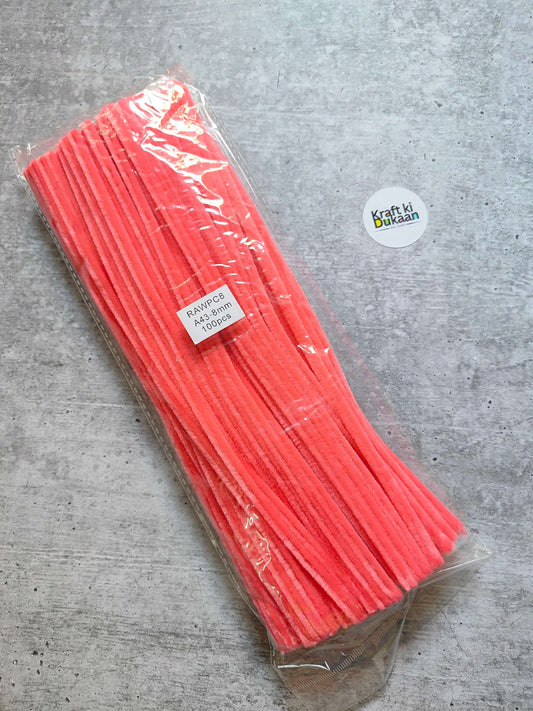 Pipe cleaner pack of 100 in red, bundled in clear plastic wrap.