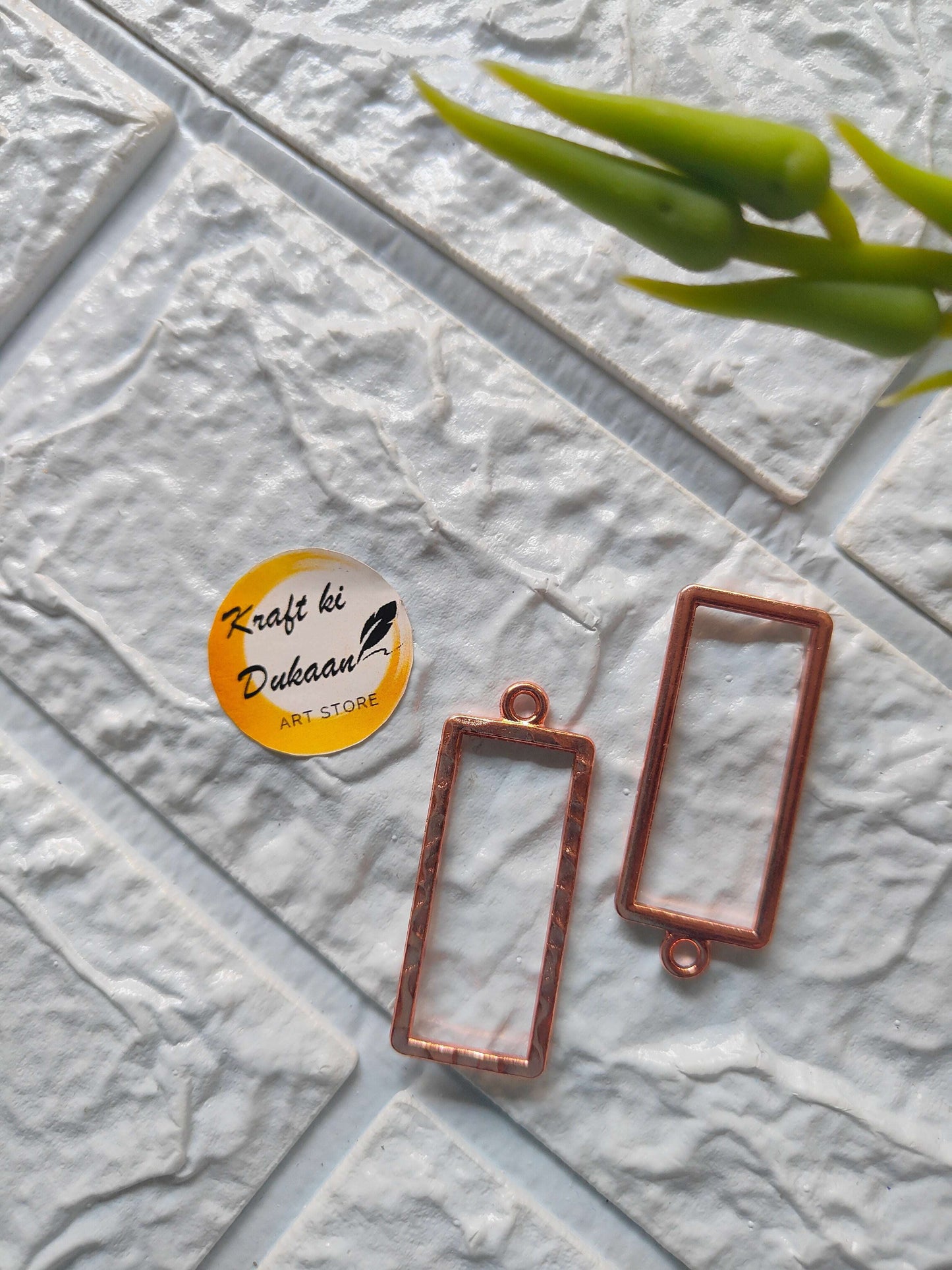 kraft-ki-dukaan-rectangle-bezel-pendant-set-copper