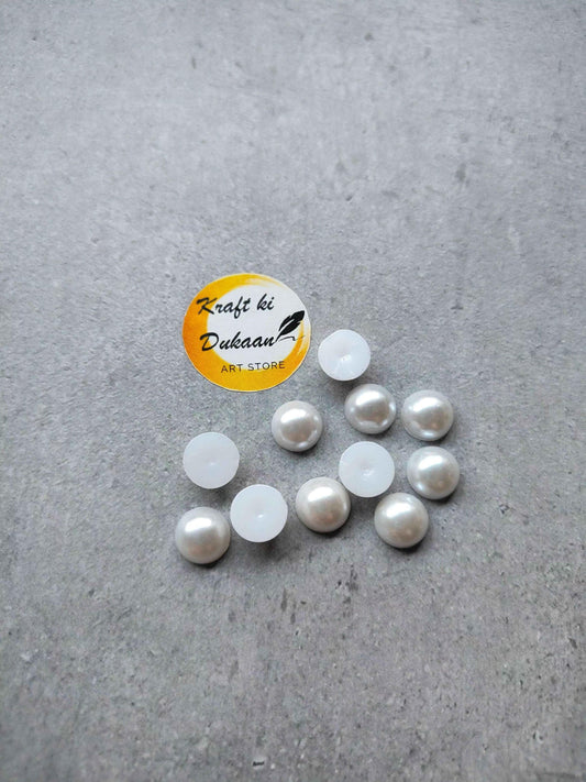 Mixed white and translucent half-round pearl beads, small round pieces