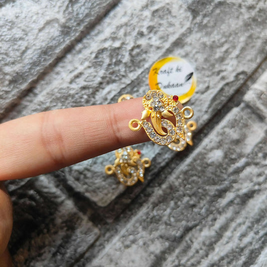 metal-charms-pendant-set-gold-with-rhinestones-1