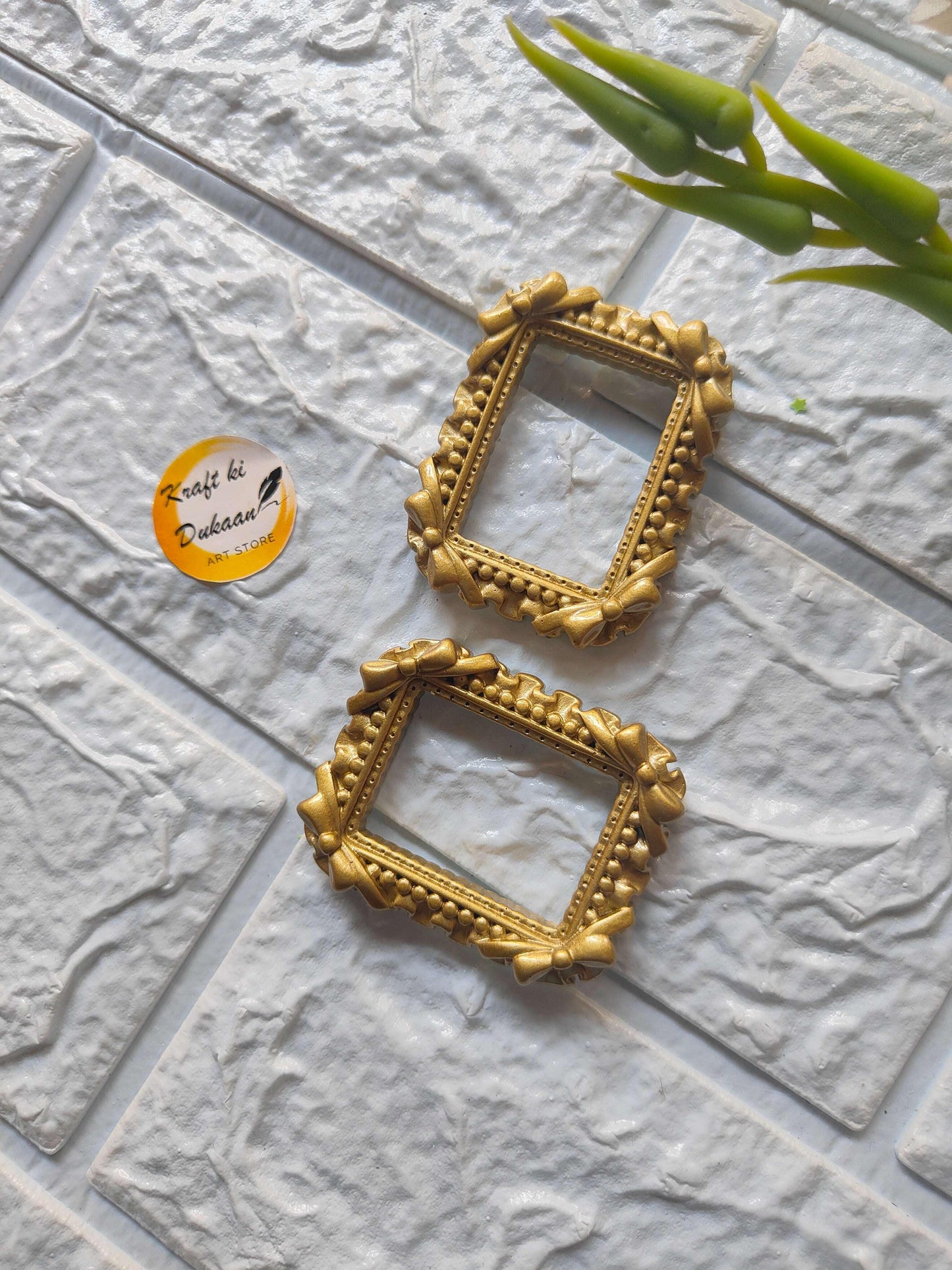 Gold rectangular mini photo frames, decorative bead border corners, 3-piece set