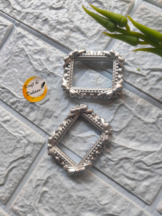 Silver rectangular mini photo frames, scalloped beaded corners, 3-piece set