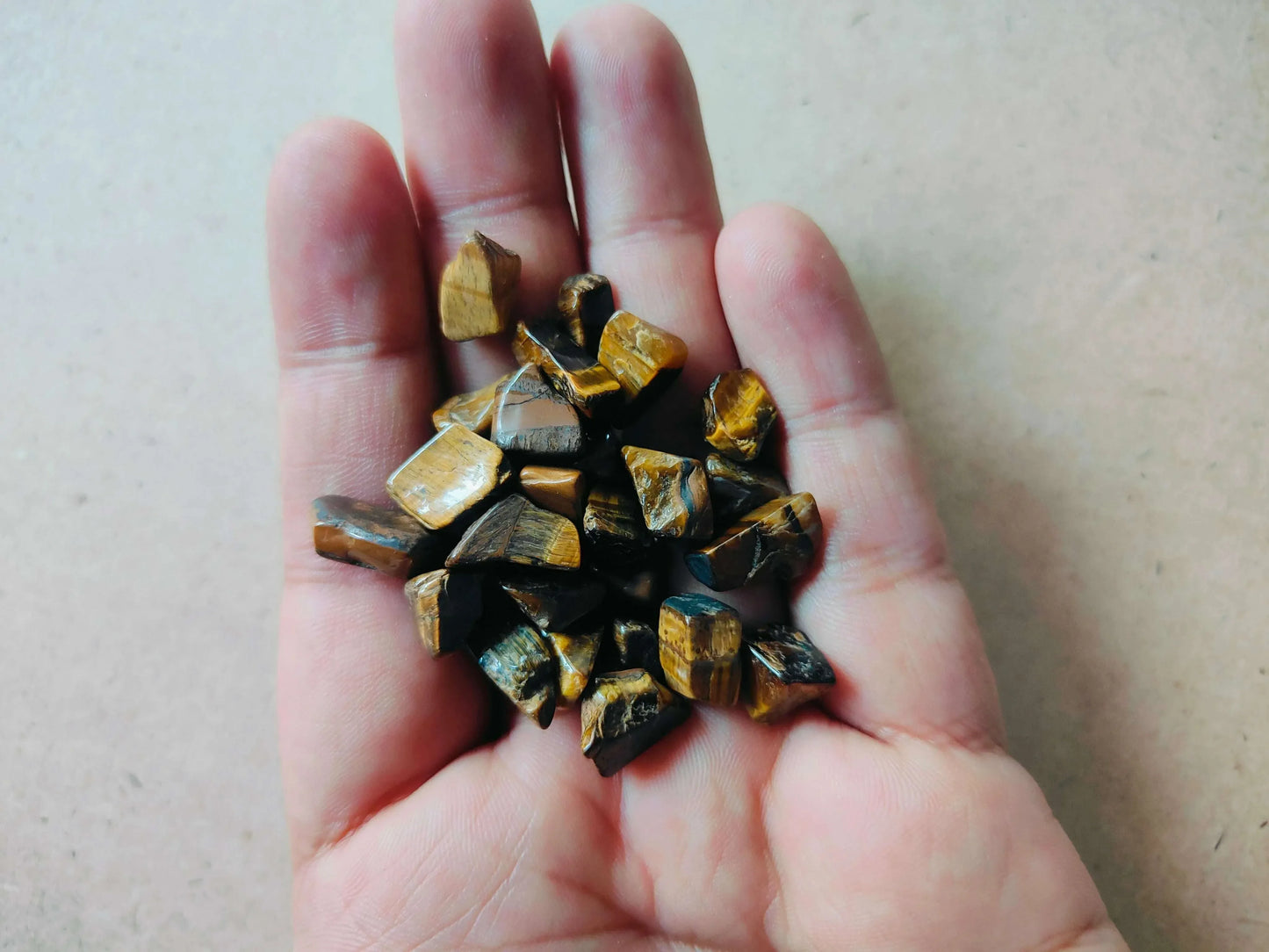 natural-tiger-eye-stones-for-crafting-handful