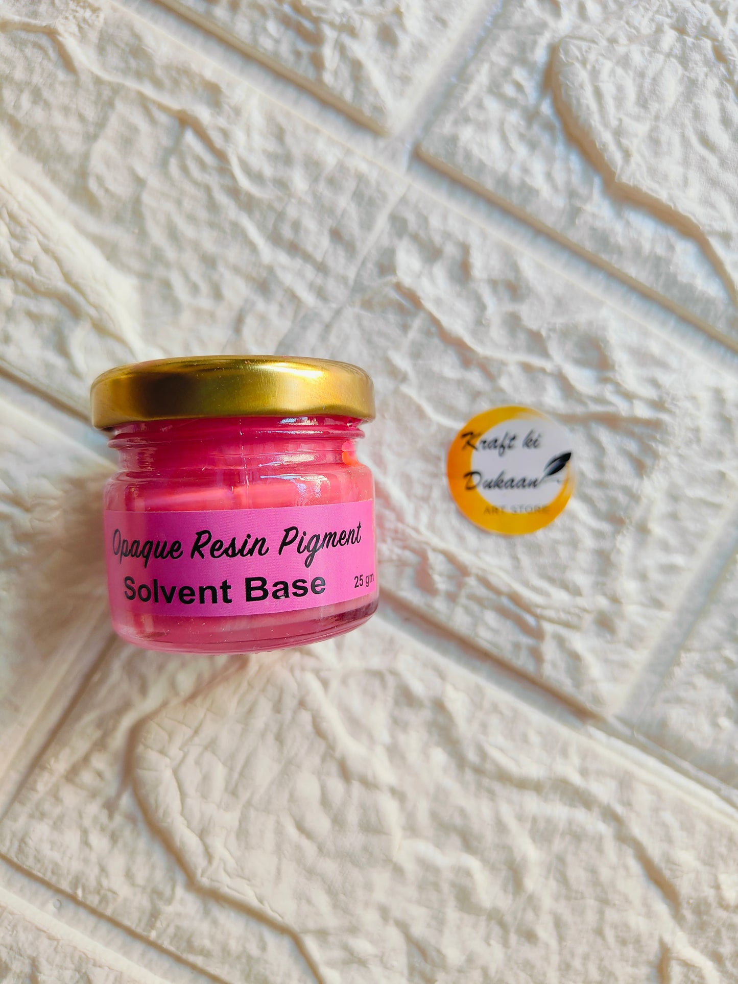 Kraft ki Dukaan Opaque Pigment for Resin in a small jar with pink color ideal for art projects