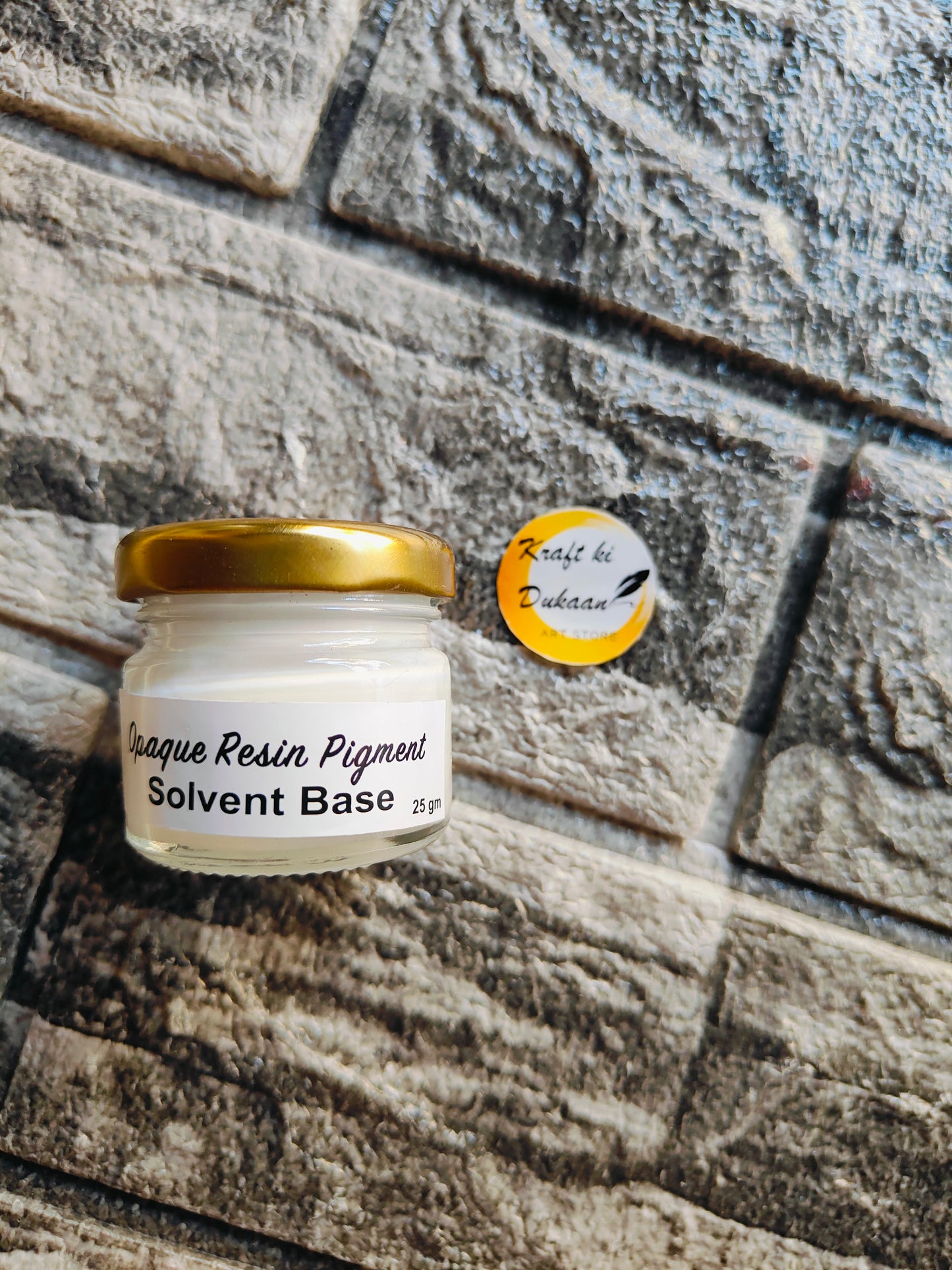 Kraft ki Dukaan Opaque Pigment for Resin in a 25g jar with a golden lid