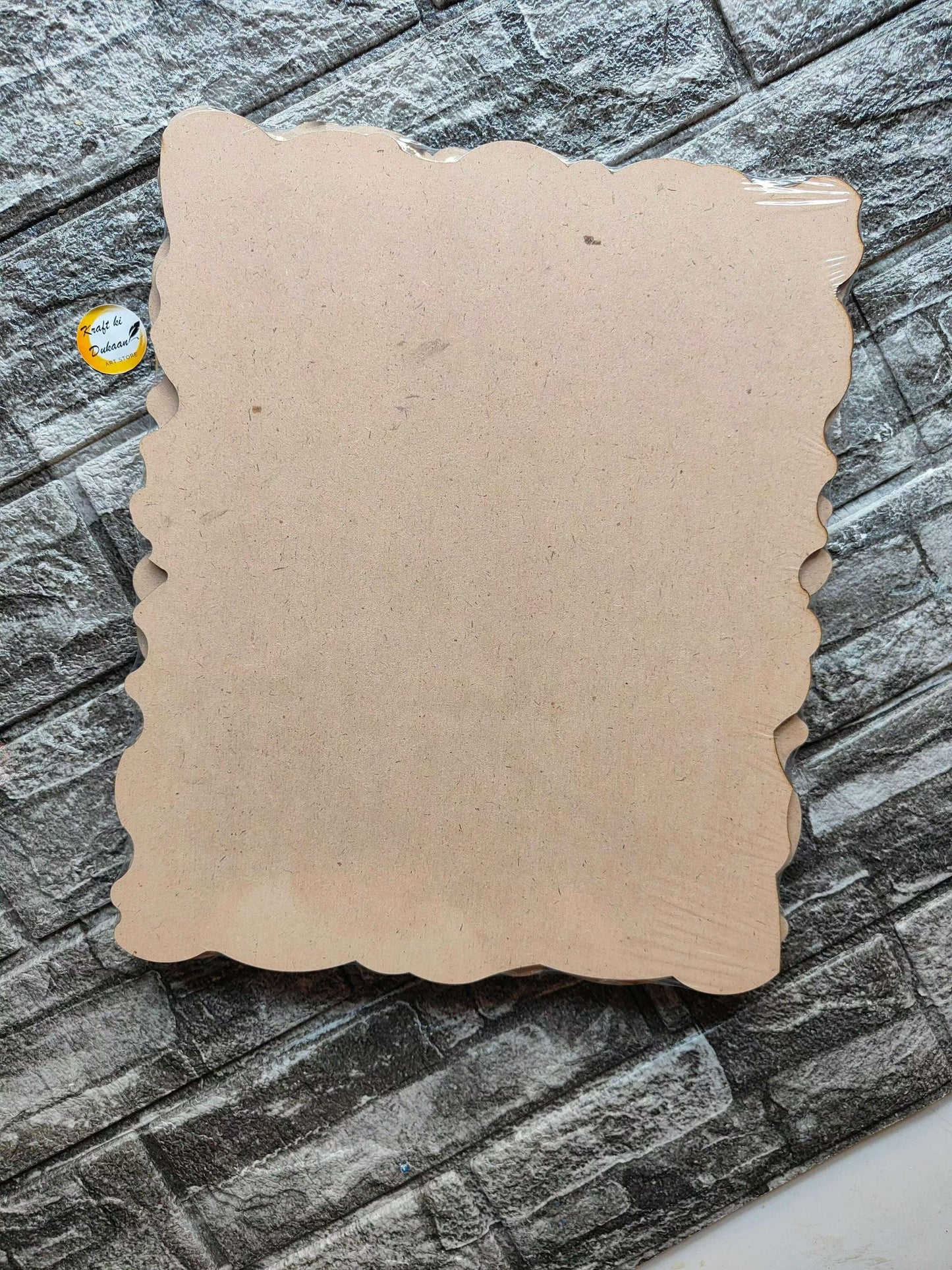 Rectangle Agate MDF, beige rectangle with uneven scalloped sides