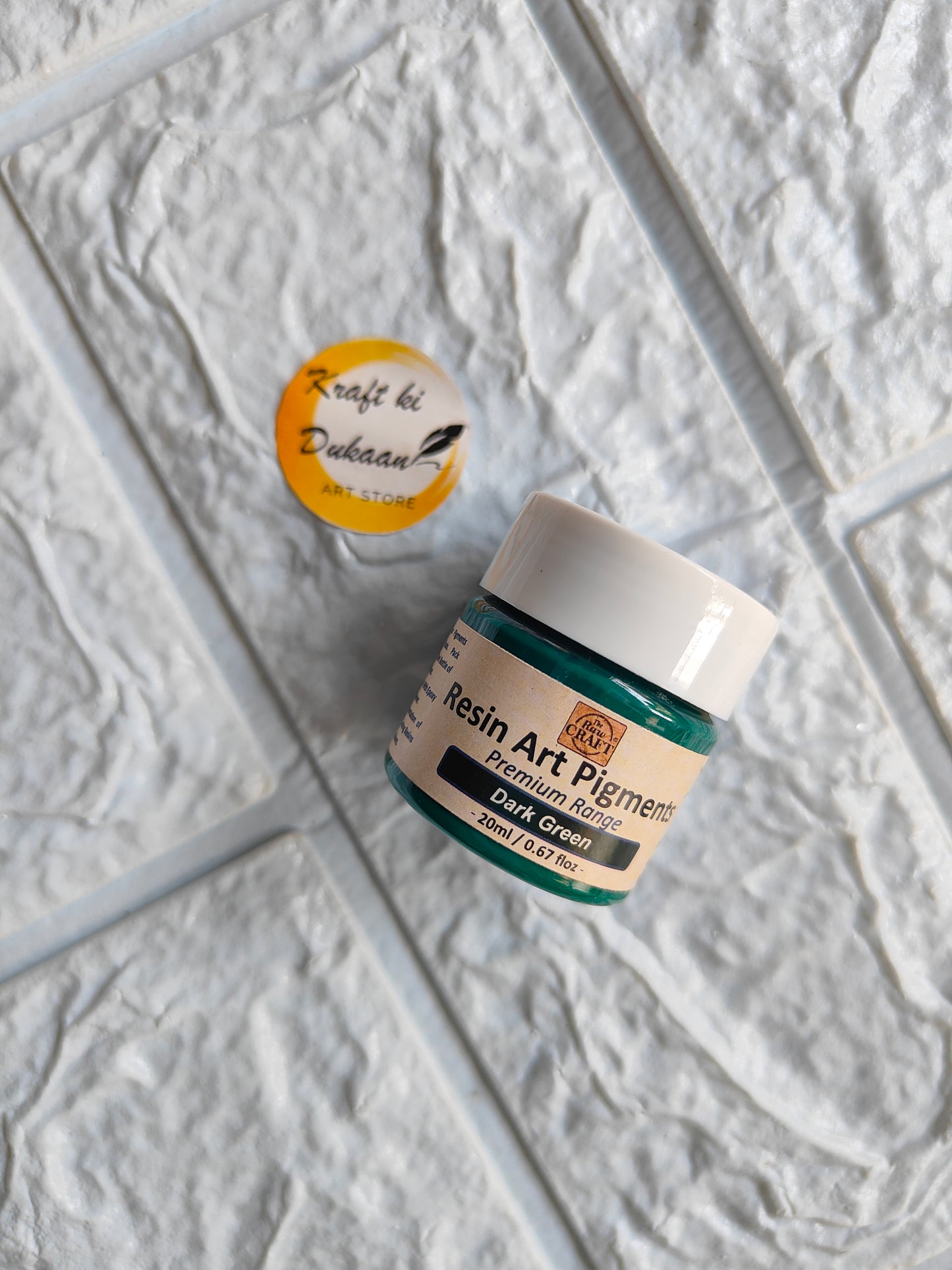 Kraft ki Dukaan Opaque Pigment for Resin Art in Dark Green, perfect for creating vibrant resin projects