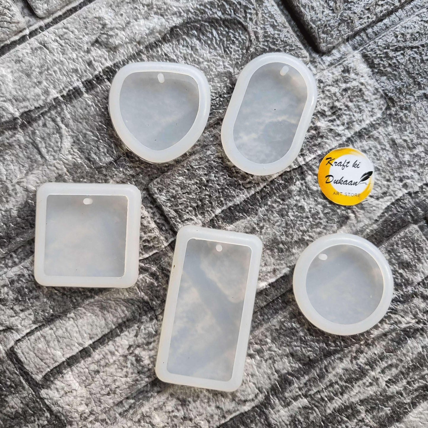 5PC Pendant Mould A: five resin casting molds in teardrop and square shapes