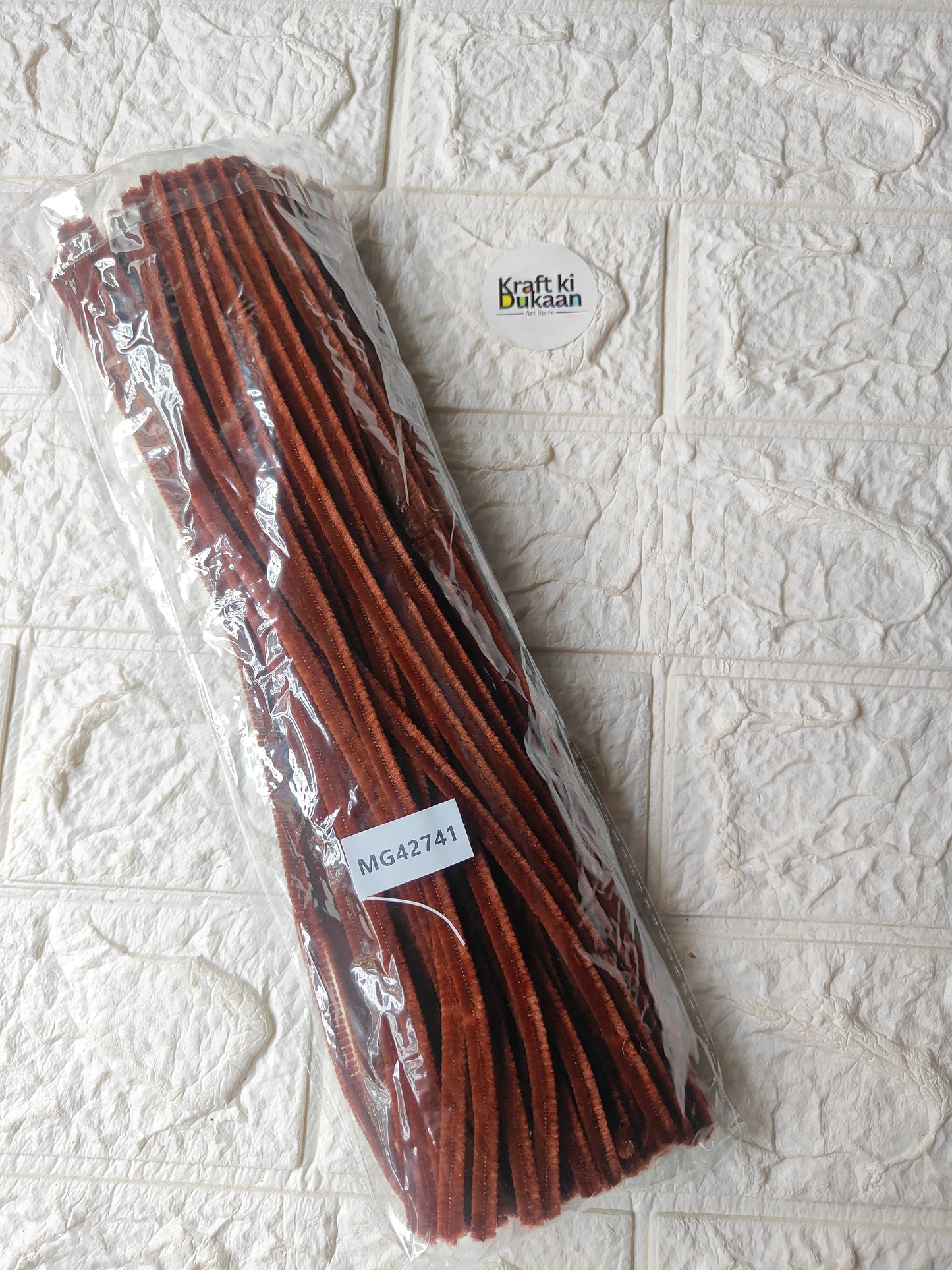 7mm pipe cleaner pack of 100, brown straight stems in plastic wrap