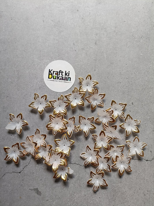 White flower beads with gold edges, scattered 50-piece pack