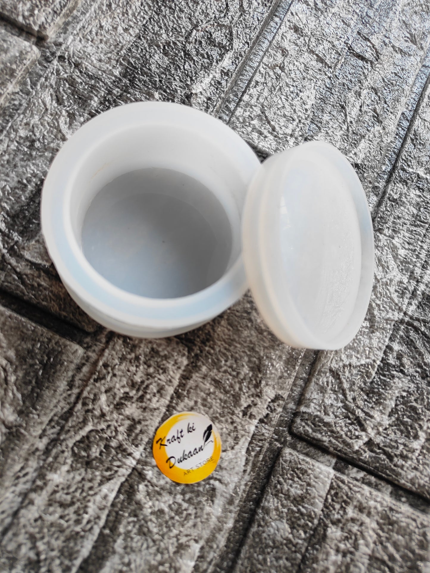Silicone round box resin mould with lid for crafting and DIY projects