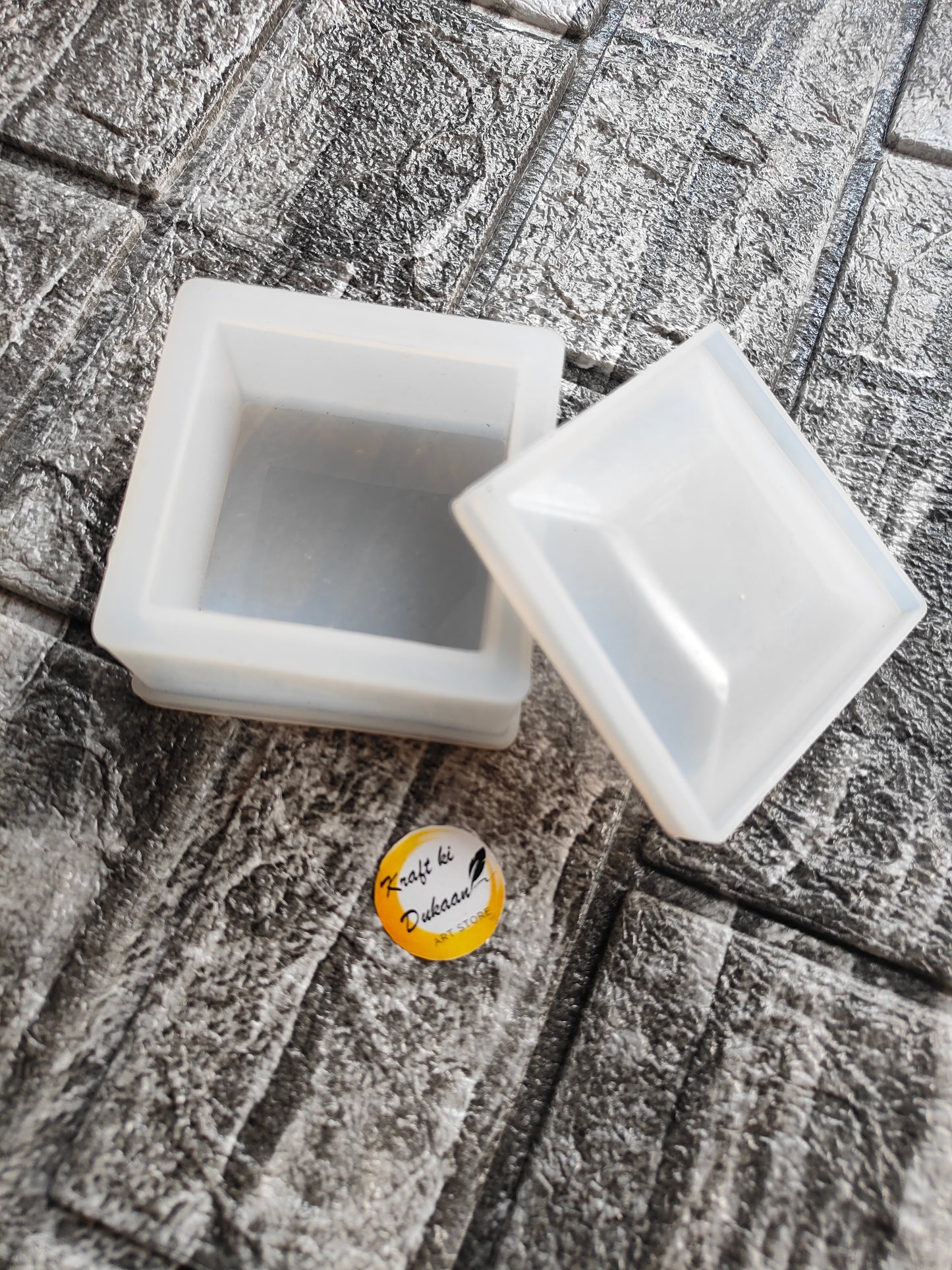 Square box mould resin by Kraft ki Dukaan, perfect for creating geometric resin art projects