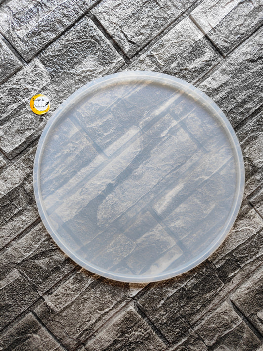 Clear 10 inch round mould for resin art designed for creating stunning circular pieces