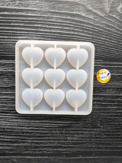 Square heart mould with 3x3 cavities and raised divider posts