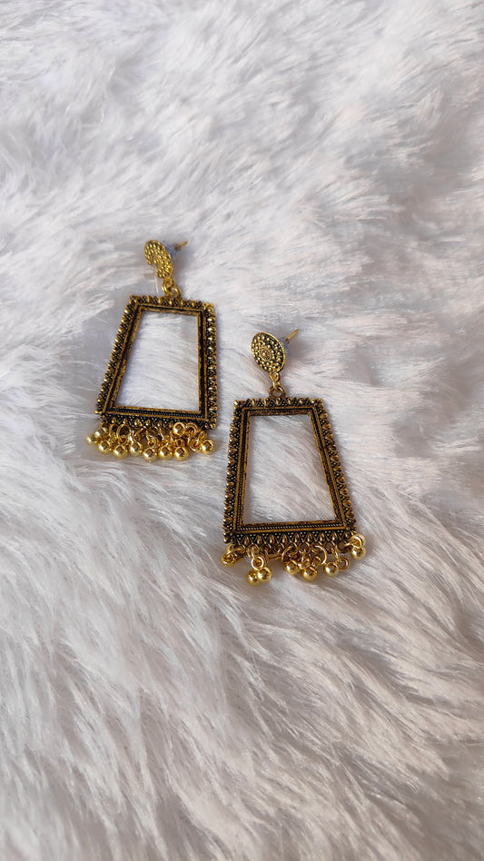 Golden Jhumka without Beads A2