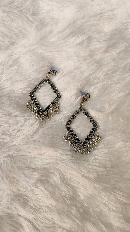 Silver Jhumka without Beads A5