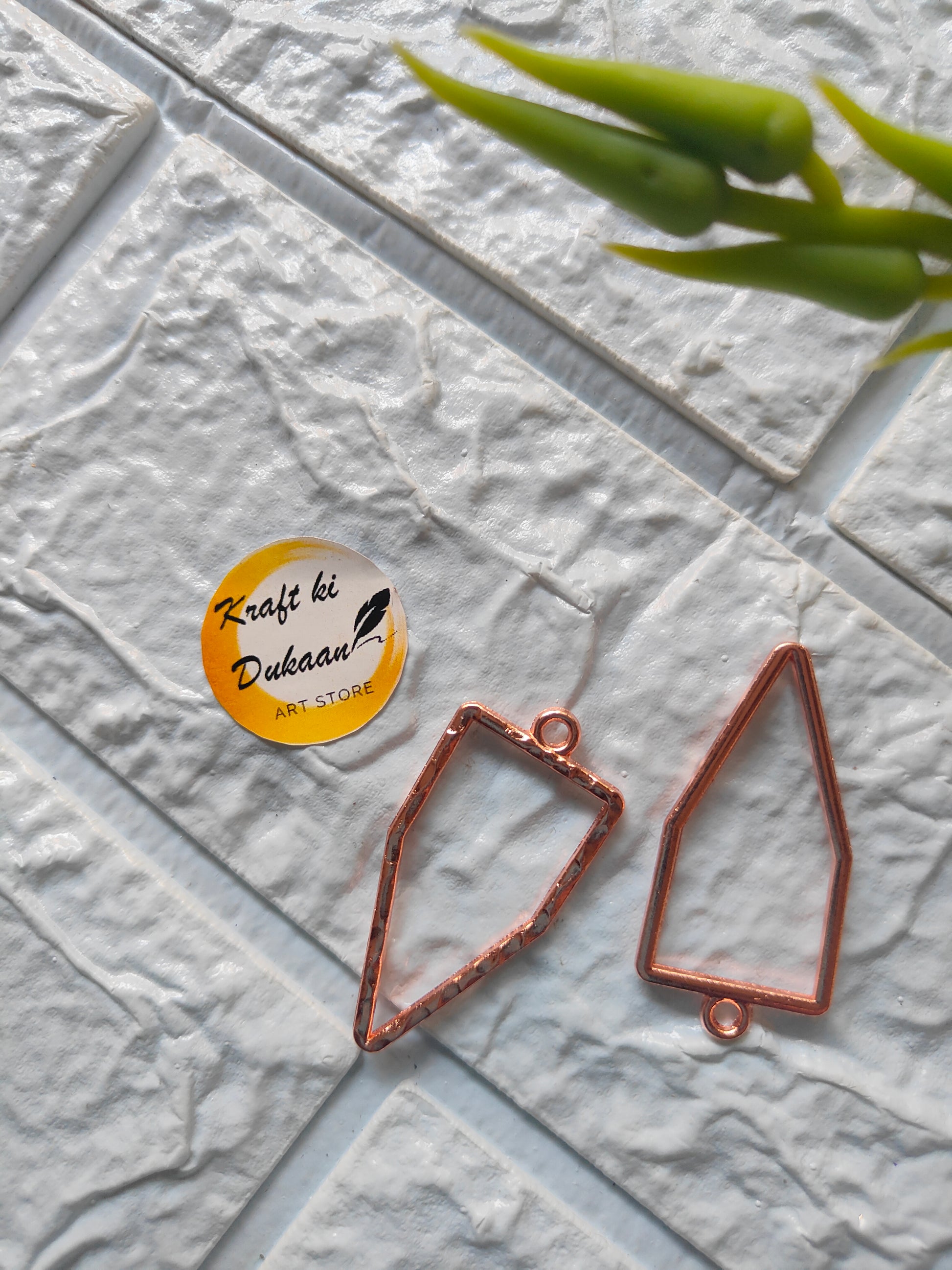 Pentagon Shape Bezel Pendant 5PC Set - Kraft ki Dukaan
