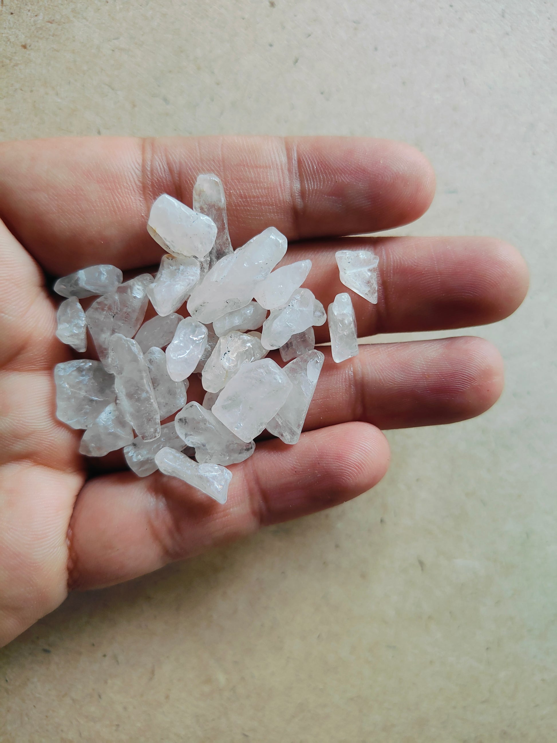 Natural White Stones - Kraft ki Dukaan