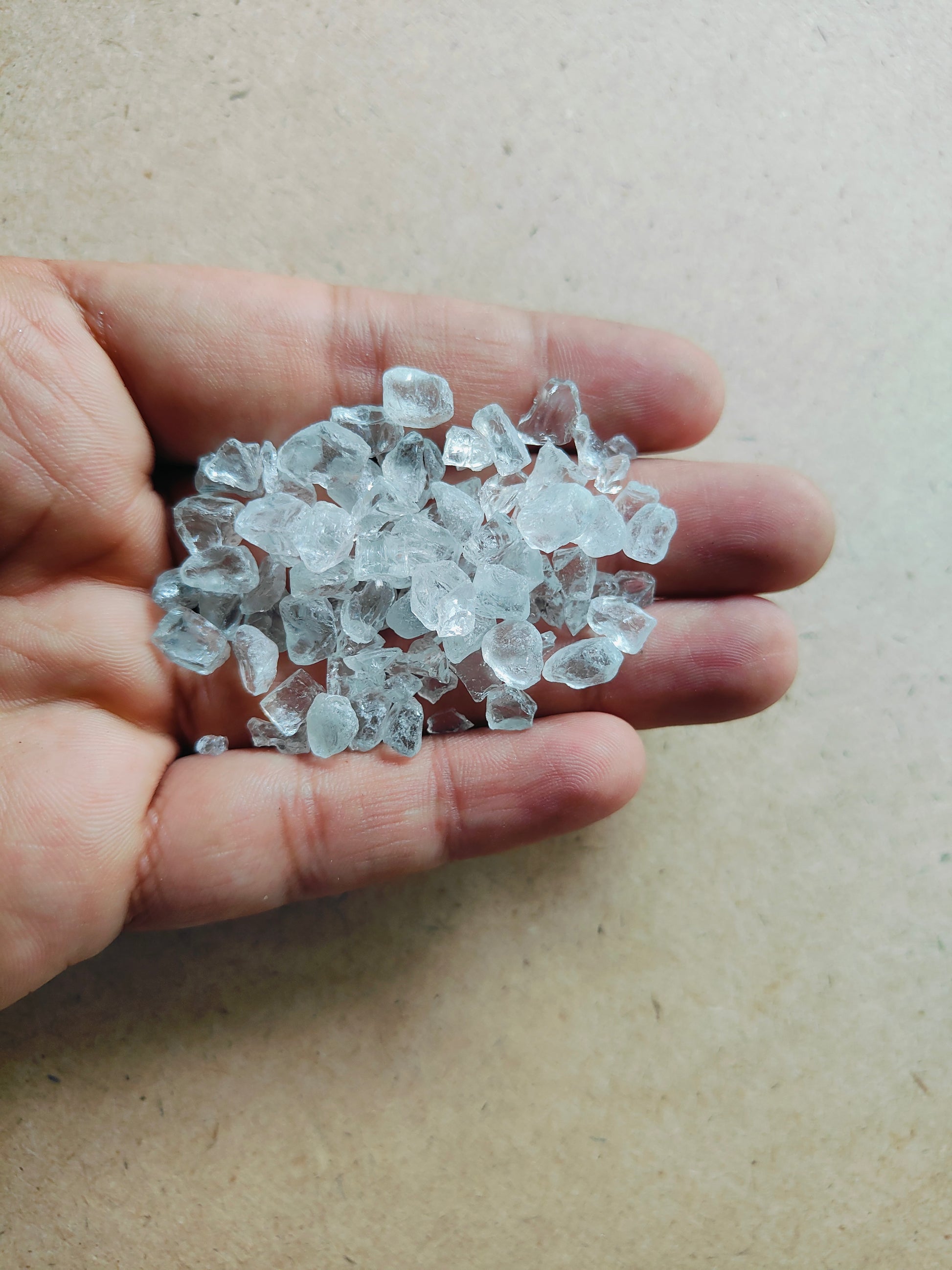 Transparent Crystal Stones 4-6mm - Kraft ki Dukaan