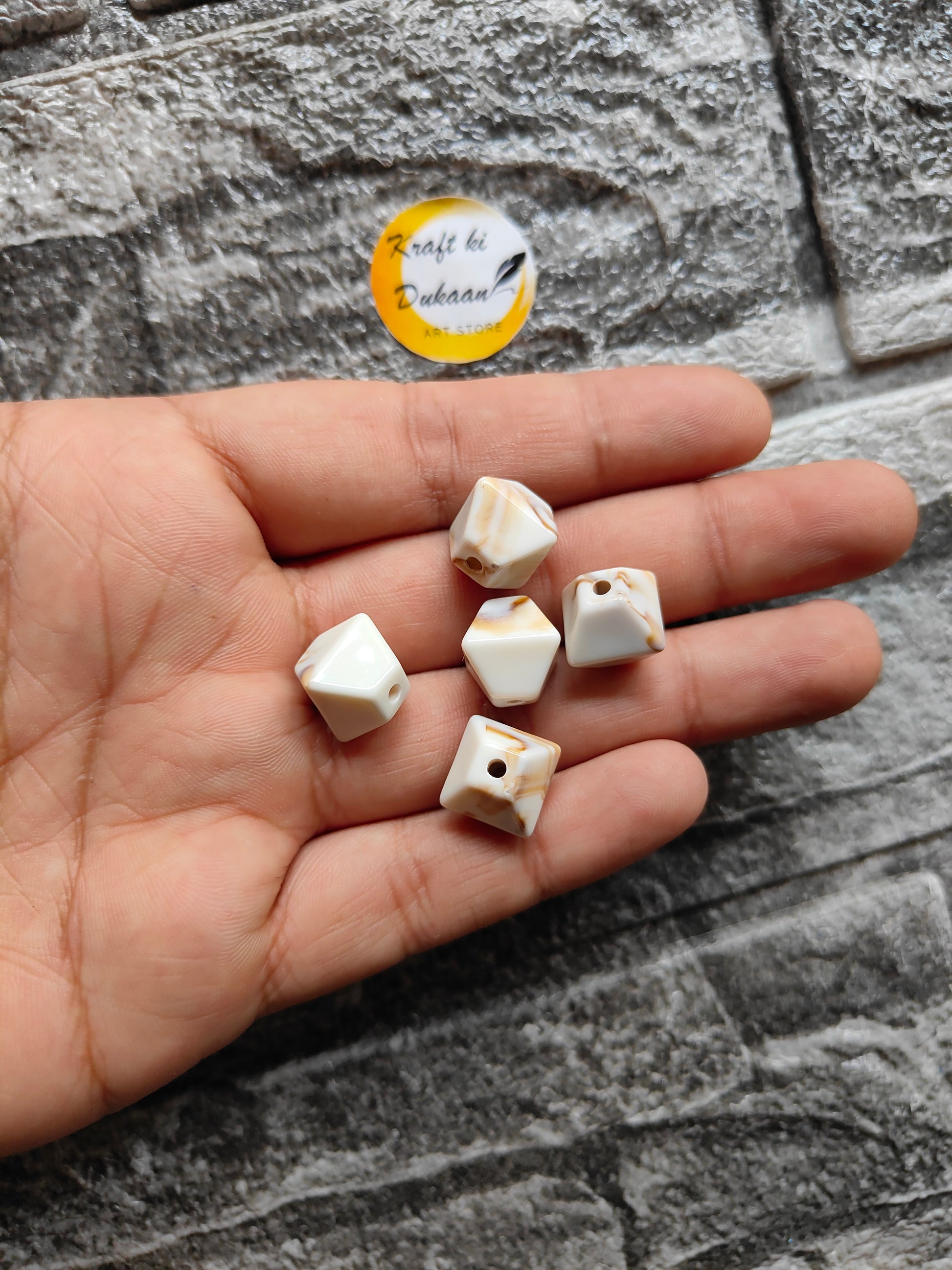 Marble Beads Hexagon Pack of 25 - Kraft ki Dukaan