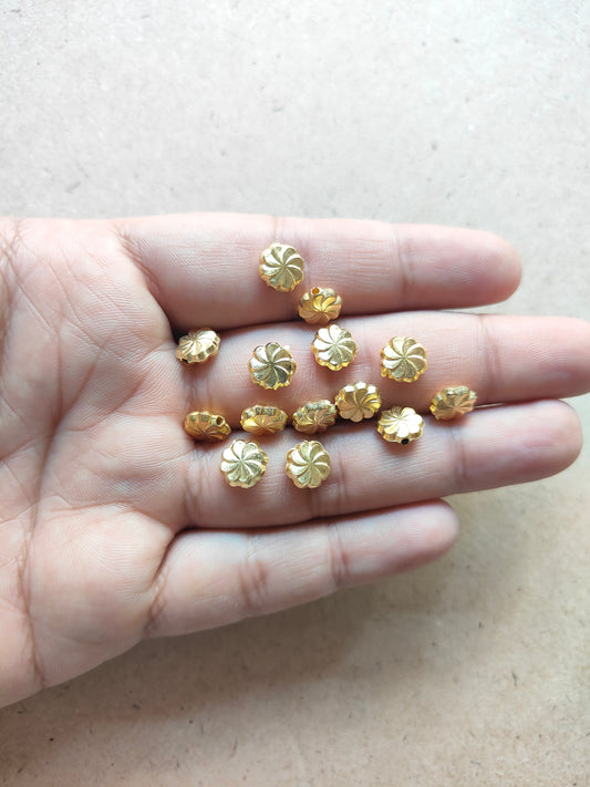 Small Flower Beads Pack of 100 - Kraft ki Dukaan