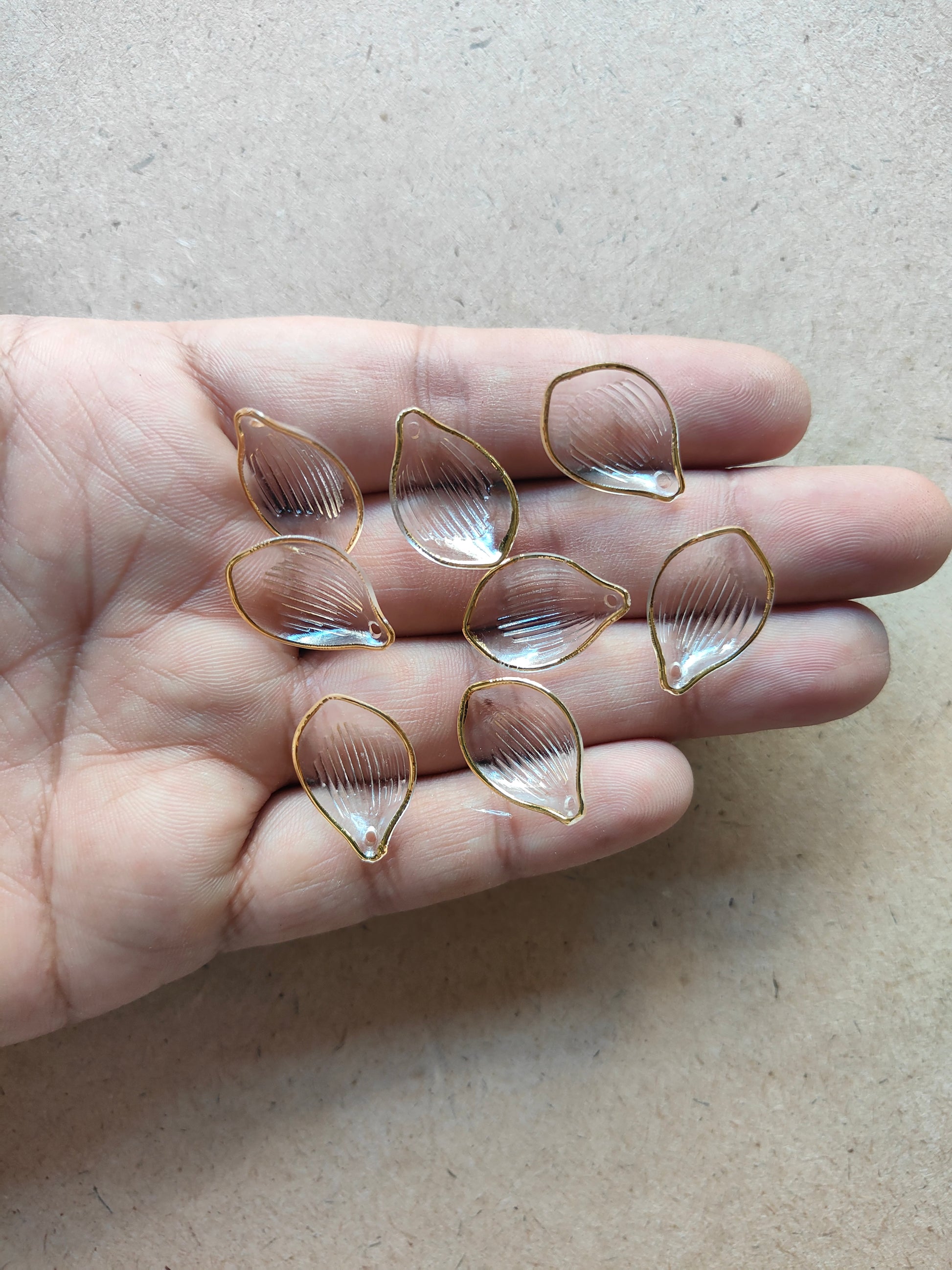 Shell Beads Pack of 50 - Kraft ki Dukaan