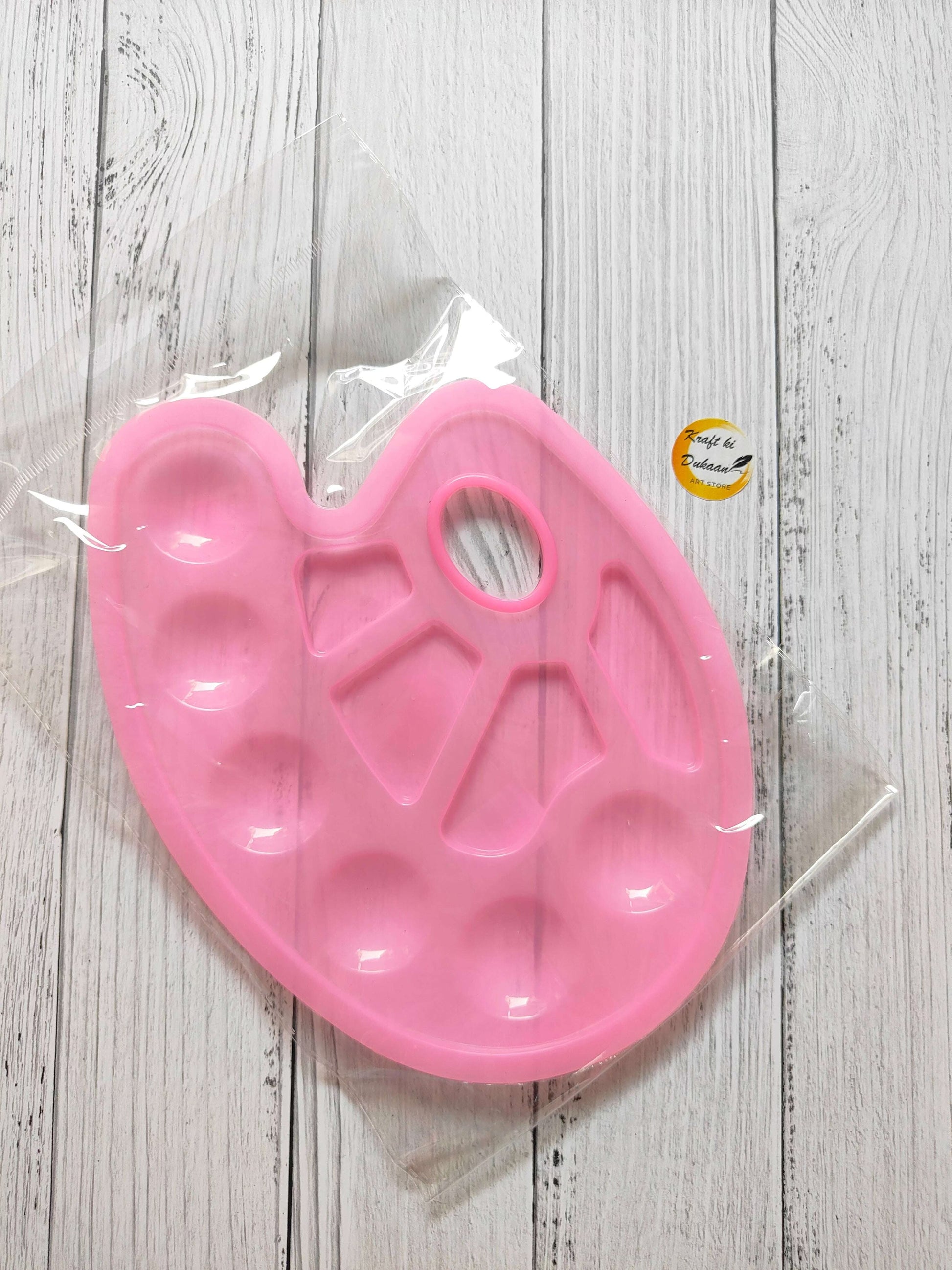 Colour mixing palette tray in pink, oval palette with paint wells and handle opening