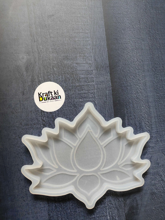 Lotus flower coaster mould with scalloped petals and leaf-shaped center
