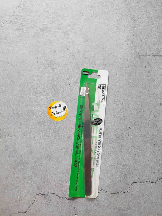 Tweezer A10, green-and-white blister pack with precision tweezers