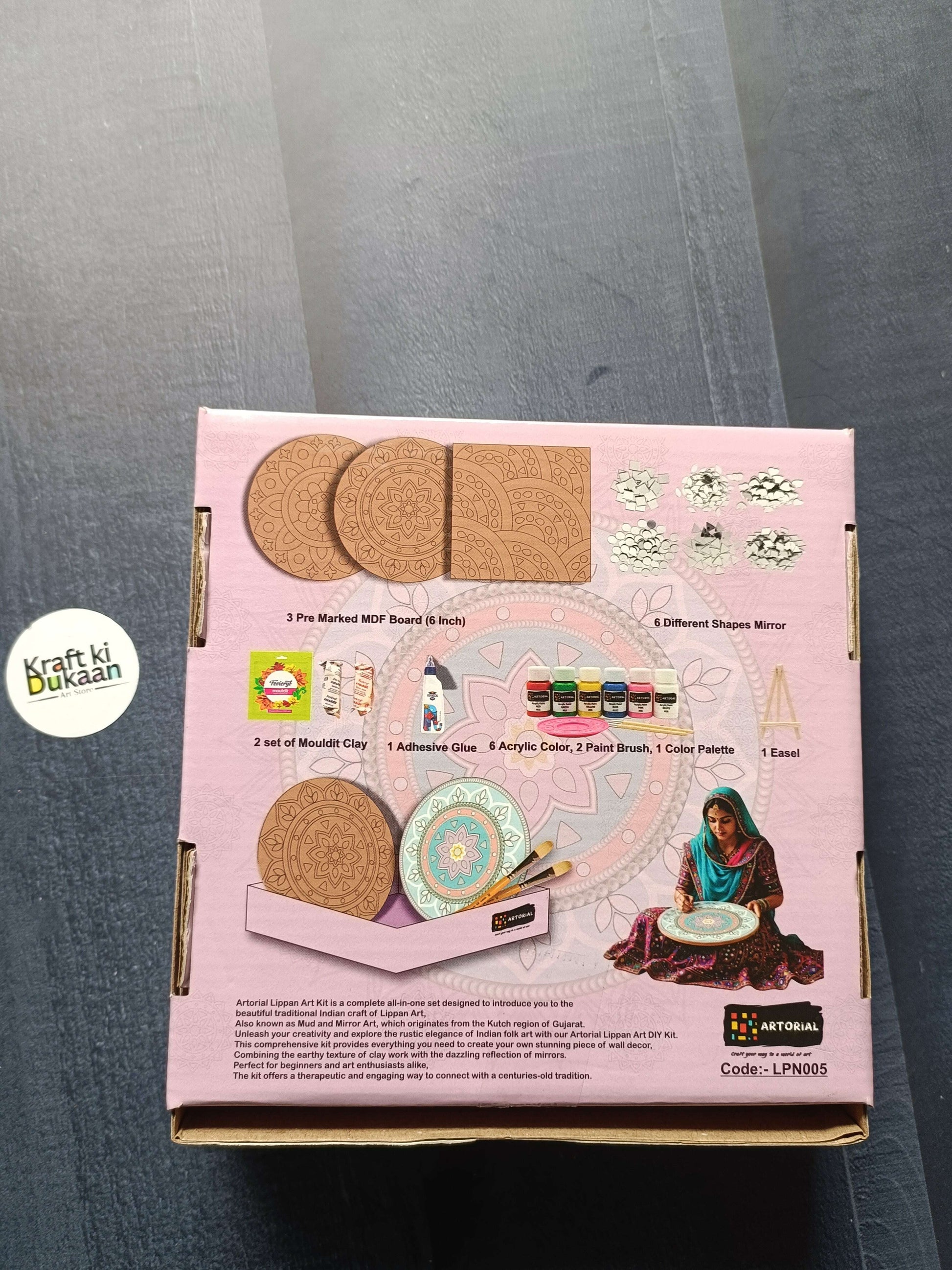 Lippan Art Kit A2 box back with materials, tools, and artwork setup details