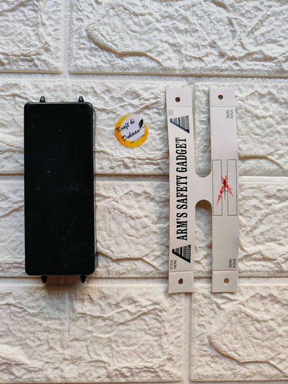 clock-hands-safety-gadget-black-holder-safety-measure