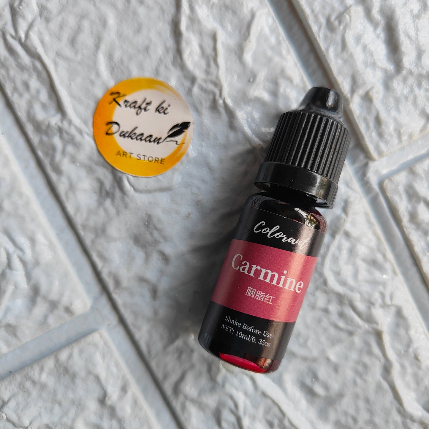 Colorant resin colorant in Carmine shade from Kraft ki Dukaan for crafting projects