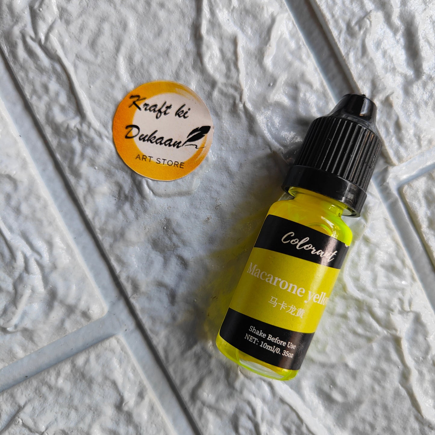 Kraft ki Dukaan Macarone Yellow Resin Colorant Bottle for Vibrant Art Projects