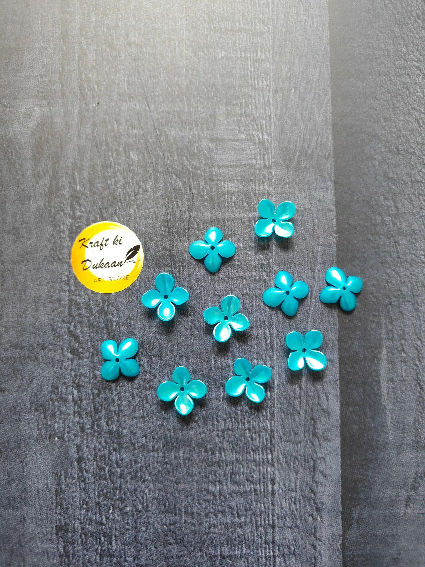 colorful-flower-beads-pack-blue-flowers-10-pieces